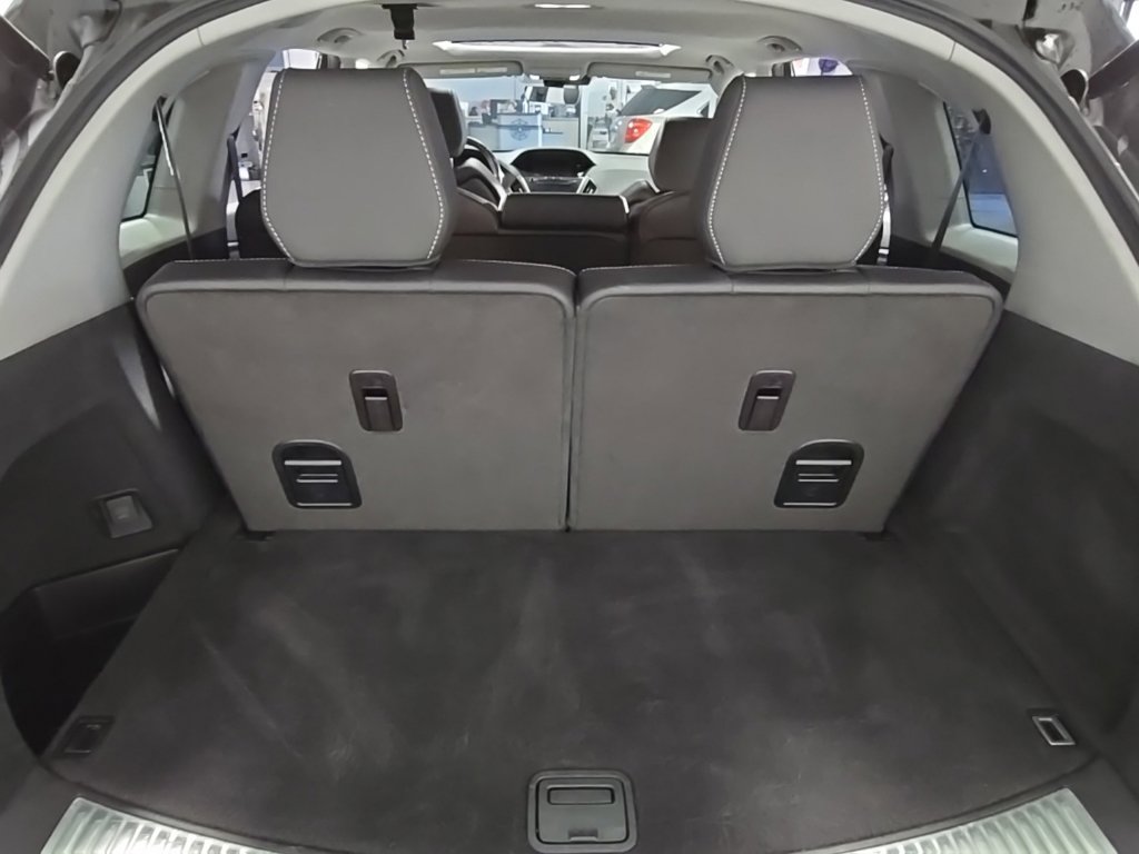 Used 2020 Acura MDX w/ Technology Package AWD/4WD image 27