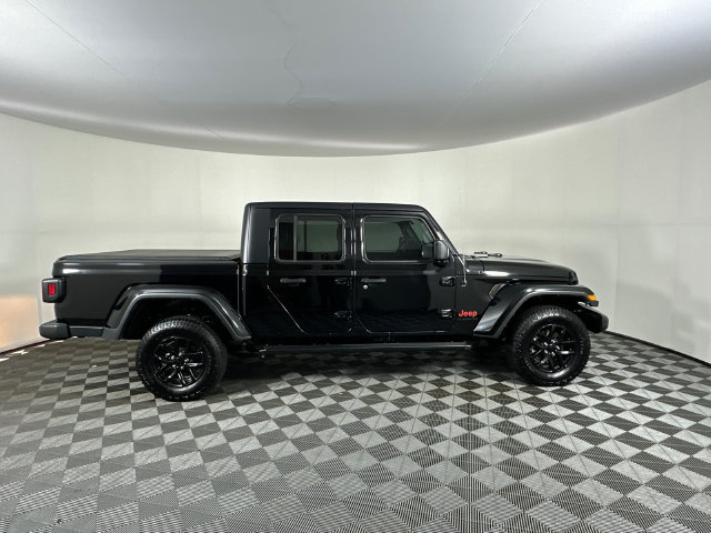 Certified 2022 Jeep Gladiator Sport AWD/4WD image 23