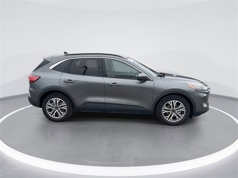 Certified 2022 Ford Escape SEL image 8