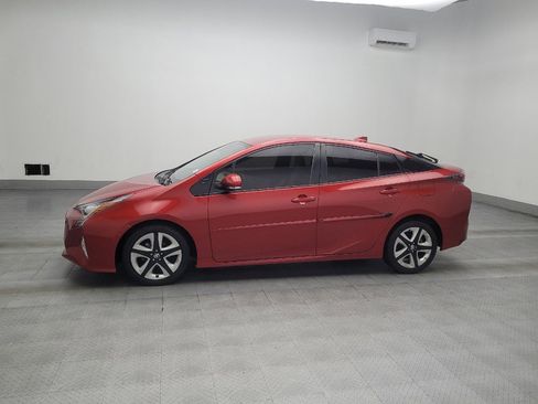 Used 2016 Toyota Prius Four Touring w/ Premium Convenience Package image 2