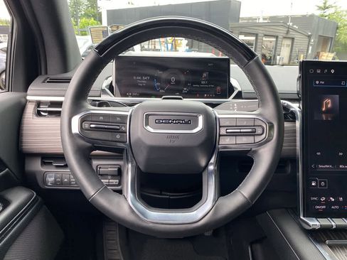 Used 2025 GMC Sierra EV Denali AWD/4WD image 19