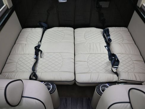 Used 2020 Mercedes-Benz Sprinter 2500 image 34