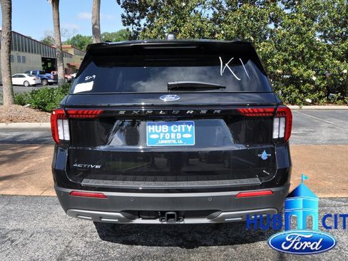 New 2026 Ford Explorer Active w/ Active Comfort Package RWD image 4