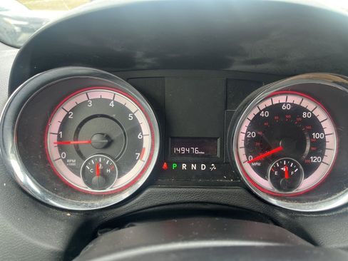 Used 2019 Dodge Grand Caravan SXT image 7