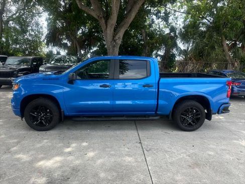 Used 2025 Chevrolet Silverado 1500 Custom w/ Turbomax Blackout Package RWD image 11