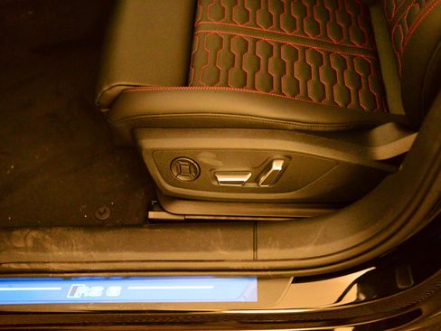 New 2026 Audi RS 6 performance image 23