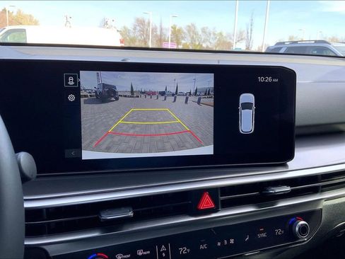 Used 2025 Kia Sorento S image 14