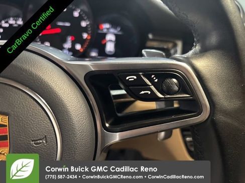 Used 2021 Porsche Macan AWD/4WD image 15