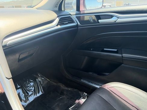 Used 2016 Ford Fusion Titanium FWD image 30