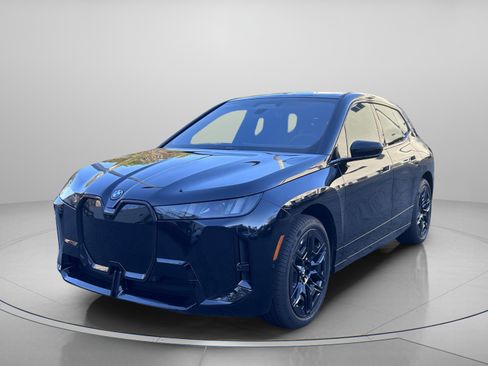 Used 2026 BMW iX xDrive60 w/ M Sport Package image 2