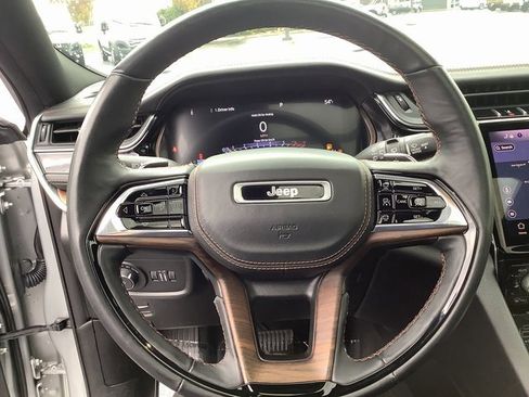 Used 2023 Jeep Grand Cherokee L Summit w/ Advanced Protech Group IV image 11