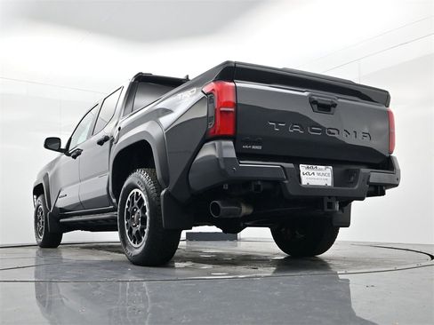 Used 2025 Toyota Tacoma TRD Off-Road w/ TRD Off Road Upgrade Package image 44