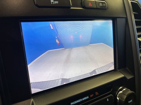 Used 2020 Ford F150 XLT AWD/4WD image 18