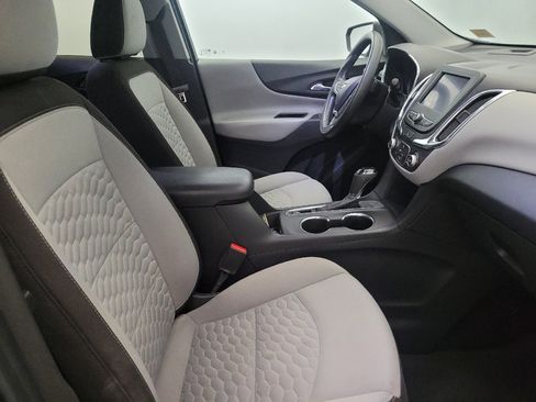 Used 2020 Chevrolet Equinox LS w/ LS Convenience Package FWD image 21