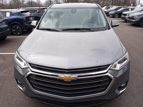 Used 2021 Chevrolet Traverse LT image 8