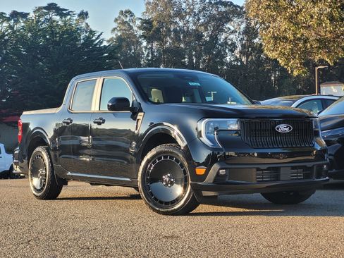 New 2025 Ford Maverick Lobo image 2