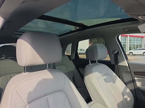 Used 2019 Audi Q5 2.0T Premium Plus AWD/4WD image 10