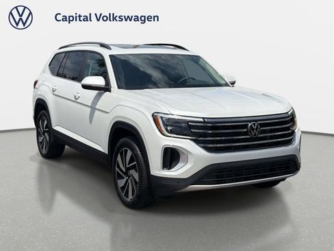 New 2026 Volkswagen Atlas SE FWD image 3