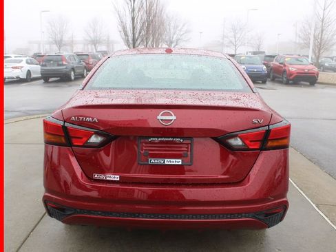Certified 2024 Nissan Altima 2.5 SV image 8