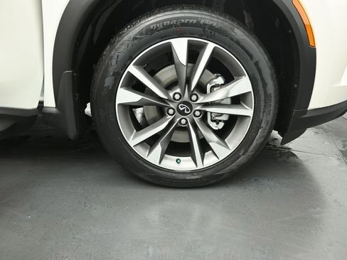 Certified 2025 INFINITI QX60 Luxe image 34