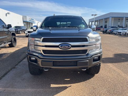 Used 2020 Ford F150 Platinum w/ Equipment Group 701A Luxury AWD/4WD image 3