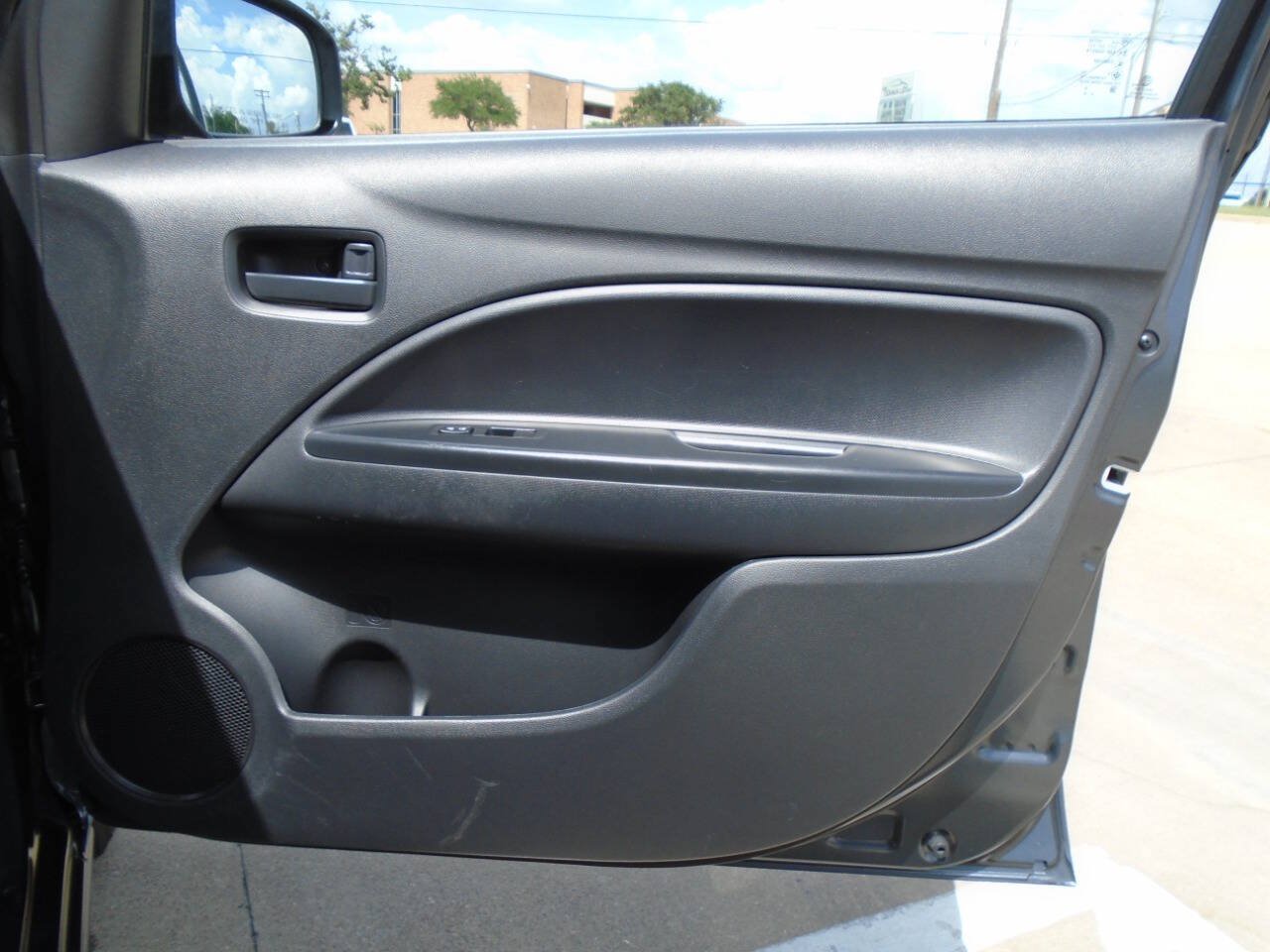 Used 2024 Mitsubishi Mirage ES FWD image 30
