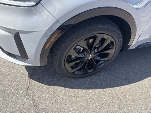 Used 2022 Kia Sorento SX FWD image 9