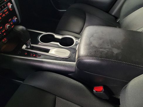Used 2020 Nissan Pathfinder SV FWD image 26