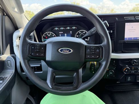 Used 2024 Ford F250 XL w/ STX Appearance Package AWD/4WD image 18