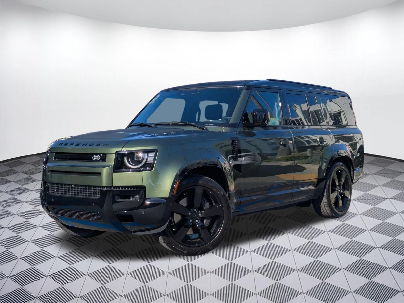 New 2026 Land Rover Defender 130 X-Dynamic SE AWD/4WD image 1