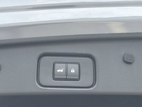 Used 2026 Nissan Pathfinder Platinum w/ Cargo Package AWD/4WD image 25