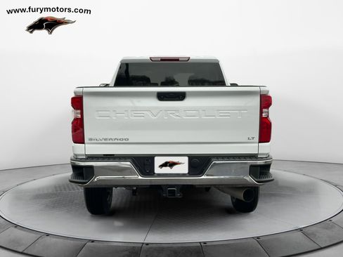 Used 2025 Chevrolet Silverado 2500 LT w/ Convenience Package image 4