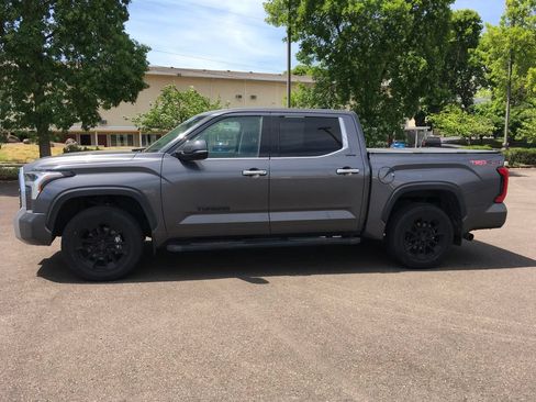 Used 2023 Toyota Tundra Limited w/ TRD Off-Road Package AWD/4WD image 3