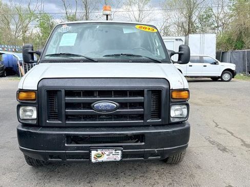 Used 2013 Ford E-250 and Econoline 250 RWD image 6