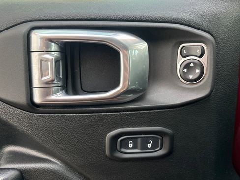 Used 2021 Jeep Wrangler Unlimited Sport image 7