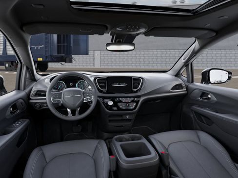 New 2026 Chrysler Pacifica Select image 14