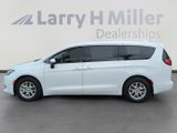 Certified 2017 Chrysler Pacifica LX image 2