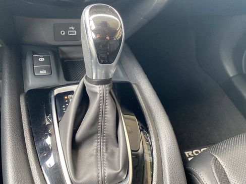 Certified 2022 Nissan Rogue Sport SL image 28