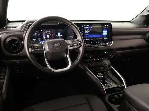 Used 2026 Chevrolet Colorado Trail Boss AWD/4WD image 2