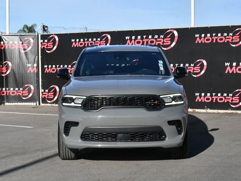 Used 2024 Dodge Durango GT image 2