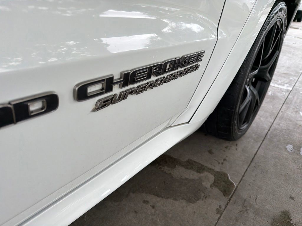 Used 2018 Jeep Grand Cherokee Trackhawk w/ Trailer Tow Group IV AWD/4WD image 27