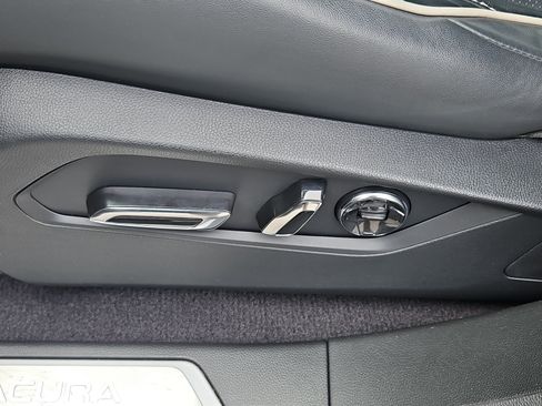 Used 2019 Acura RDX AWD w/ Advance Package image 19