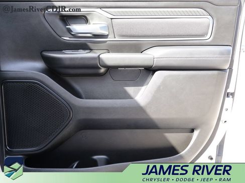 Used 2025 RAM 1500 Big Horn AWD/4WD image 11