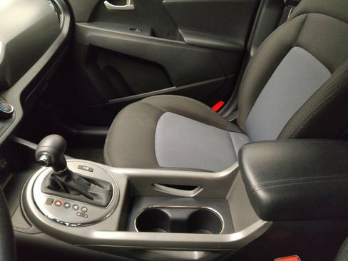 Used 2015 Kia Sportage LX image 26