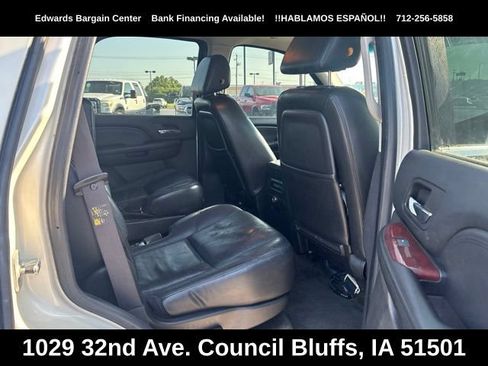 Used 2007 Cadillac Escalade AWD w/ Information Package image 10