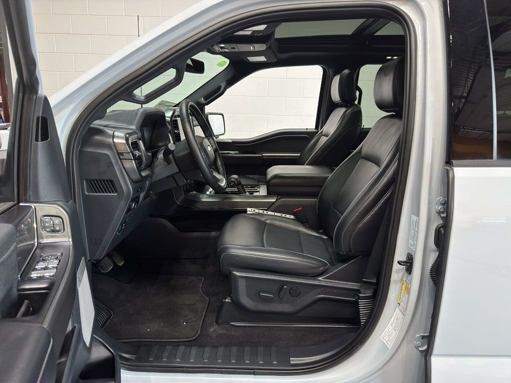 Used 2025 Ford F150 Lariat AWD/4WD image 16