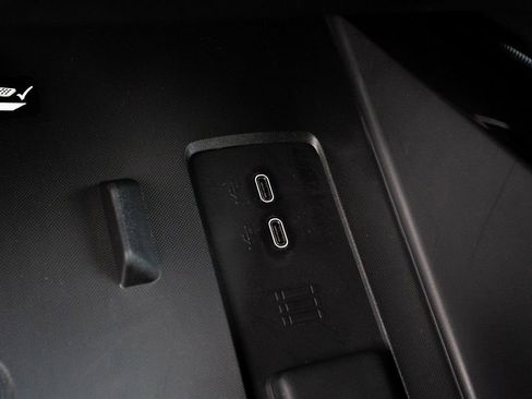 New 2025 Chevrolet Silverado EV LT image 21