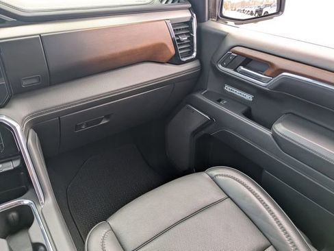 Used 2023 GMC Sierra 1500 Denali w/ Denali Reserve Package image 15