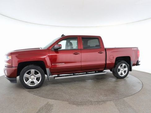 Used 2017 Chevrolet Silverado 1500 LT w/ All Star Edition image 4