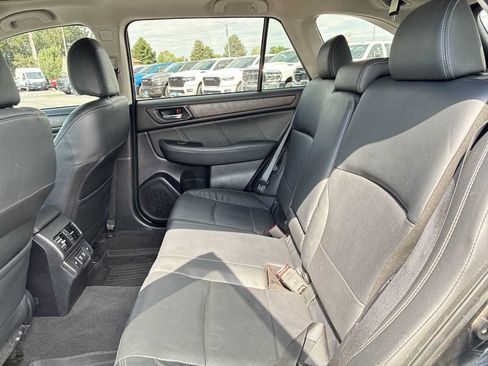 Used 2019 Subaru Outback 2.5i Limited AWD/4WD image 25